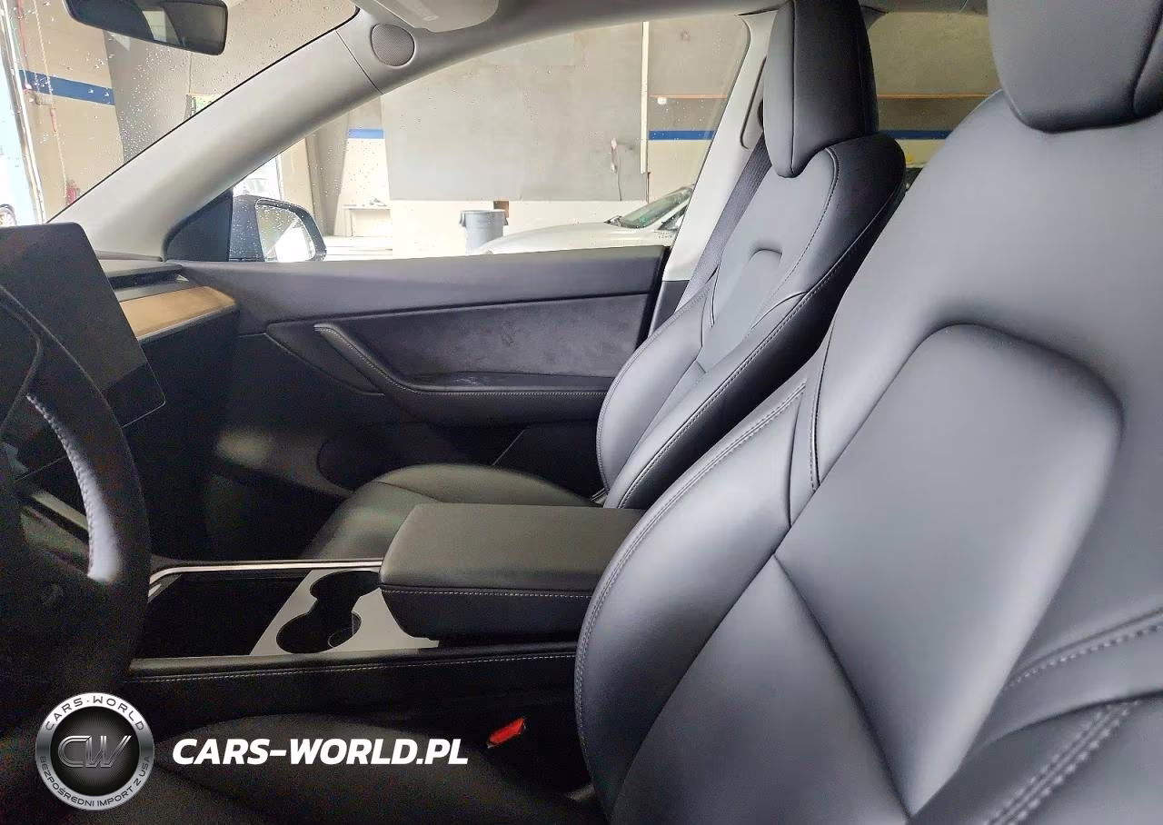 2022 Tesla Model Y VIN:7SAYGDEE9NA005510 - 7