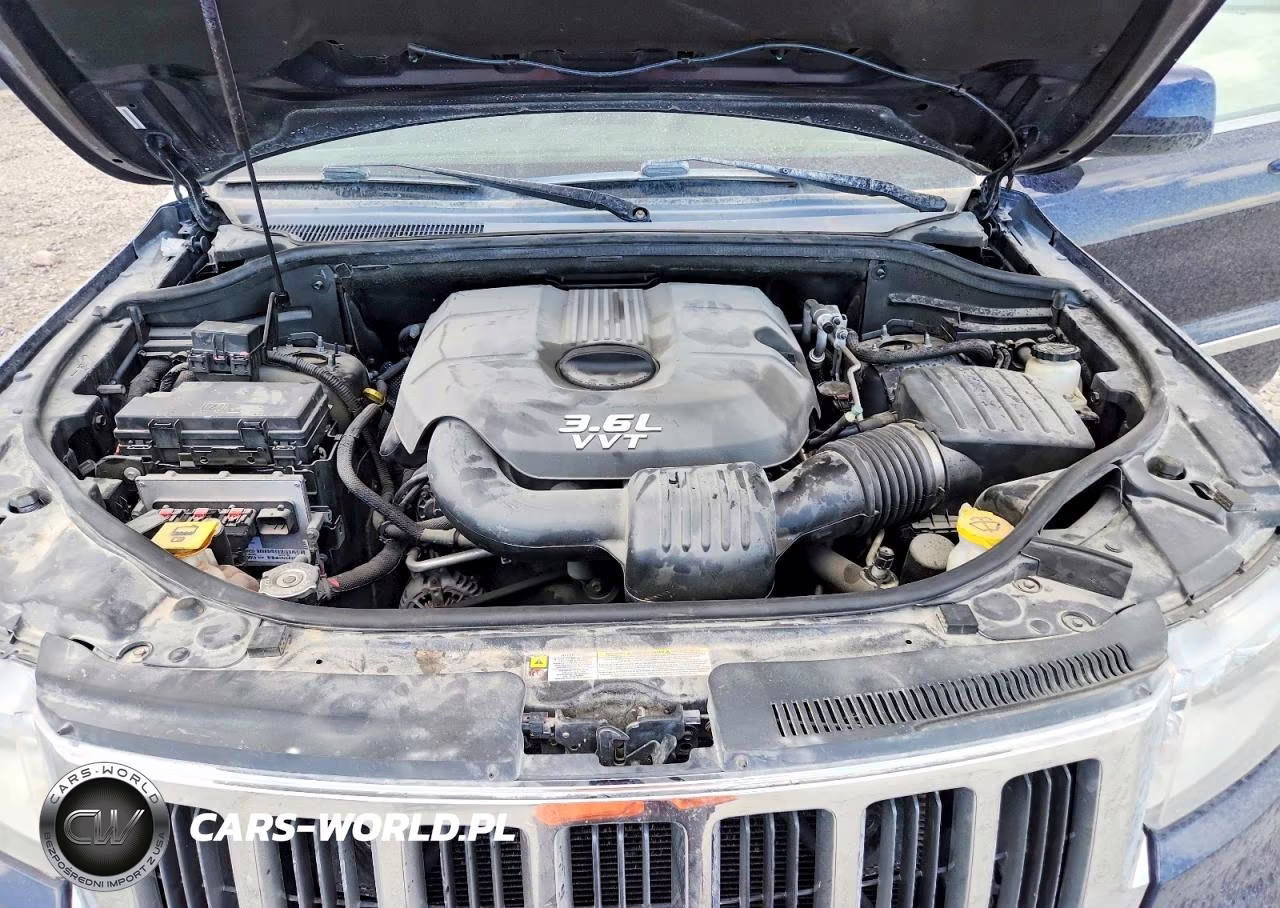2013 Jeep Grand Cherokee Laredo VIN:1C4RJFAG2DC636085 - 11
