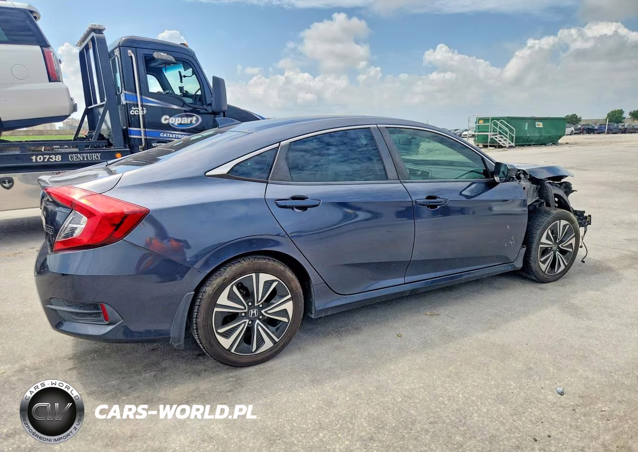 2018 Honda Civic Ex VIN:JHMFC1F33JX023871 - 3
