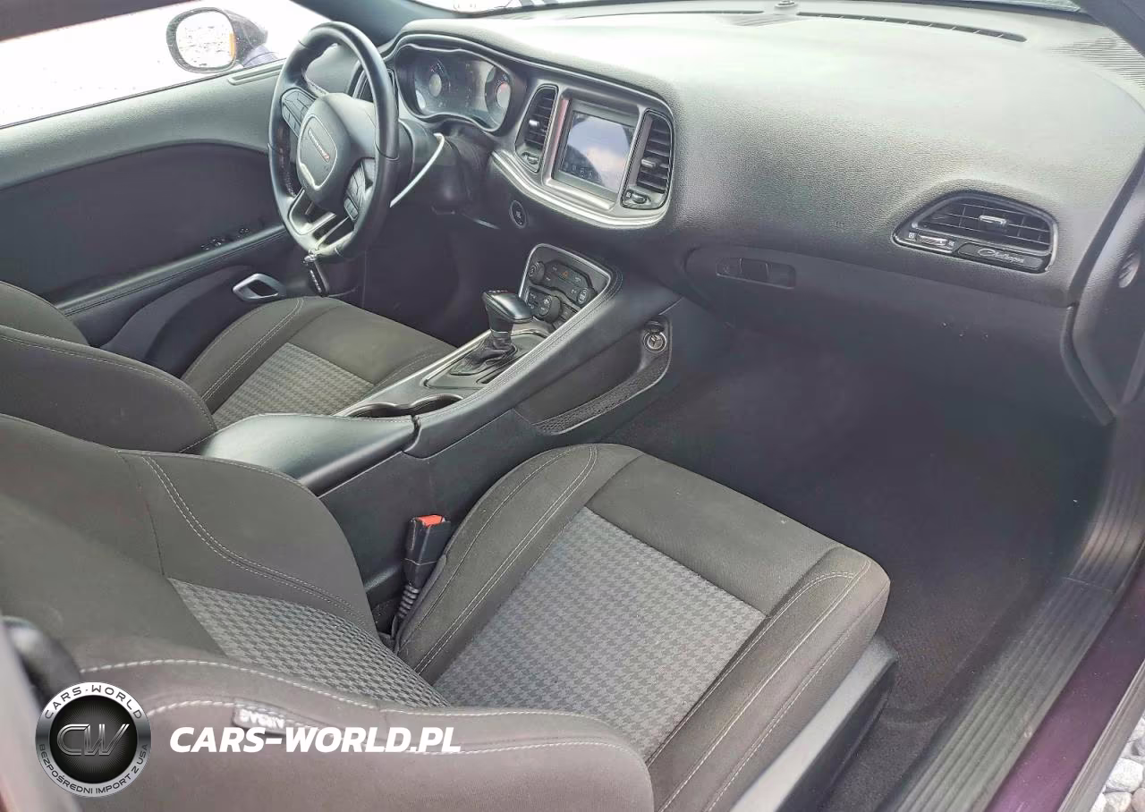 2021 Dodge Challenger Sxt VIN:2C3CDZAG4MH567657 - 8