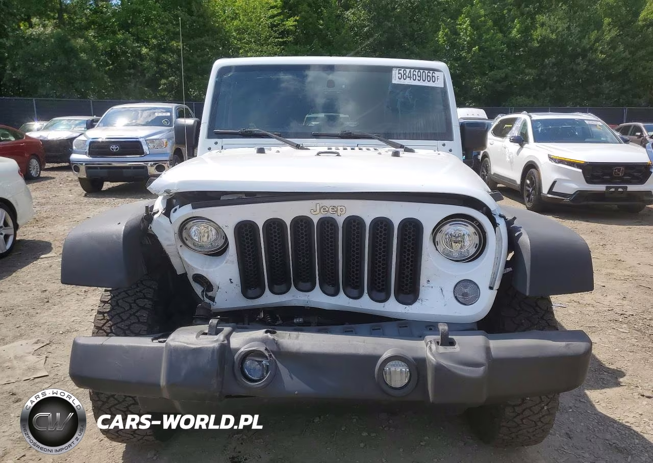 2017 Jeep Wrangler Unlimited Sport VIN:1C4BJWDG0HL561180 - 5