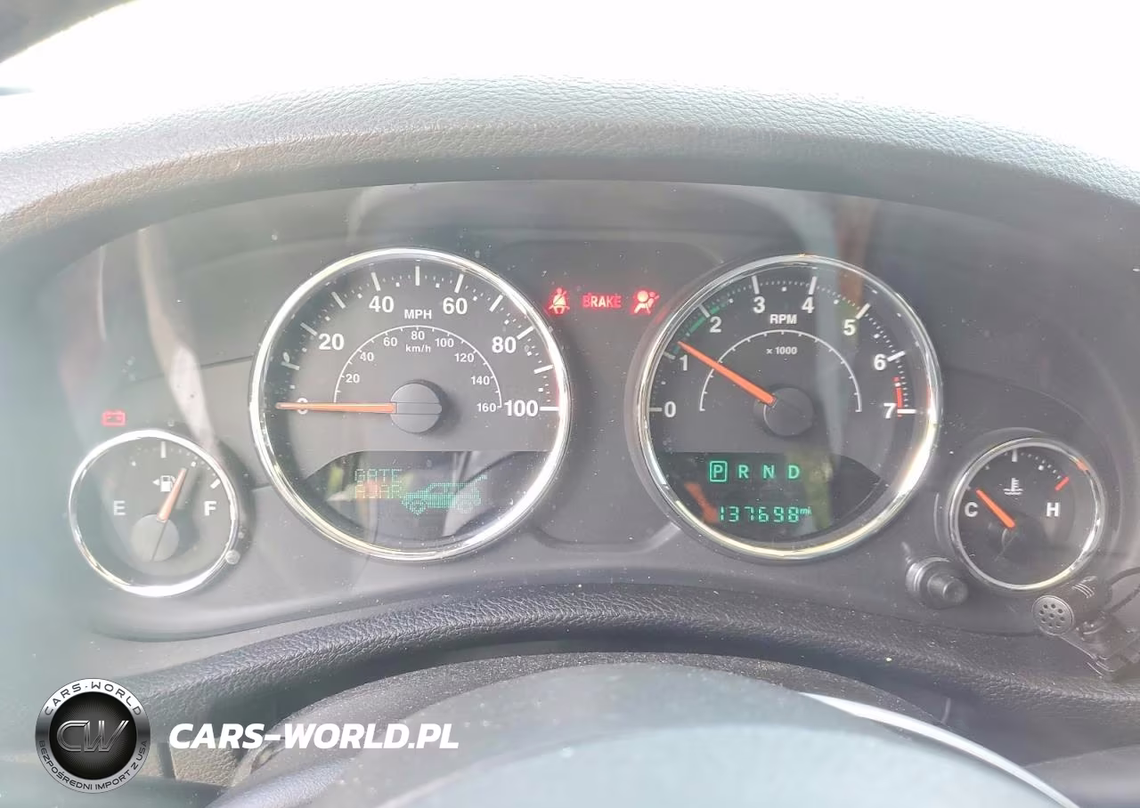 2017 Jeep Wrangler Unlimited Sport VIN:1C4BJWDG0HL561180 - 9