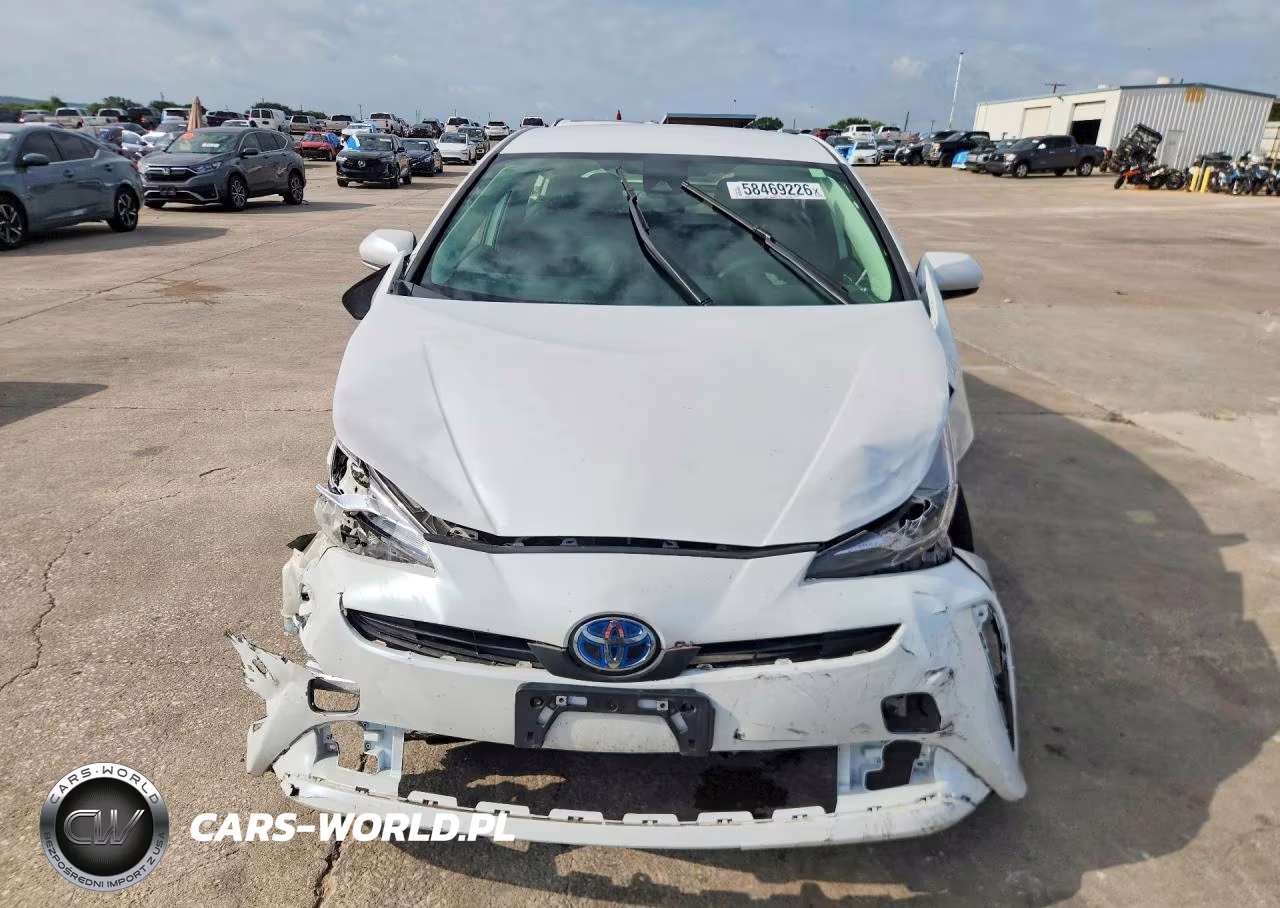 2021 Toyota Prius L Eco VIN:JTDKAMFU3M3151667 - 5