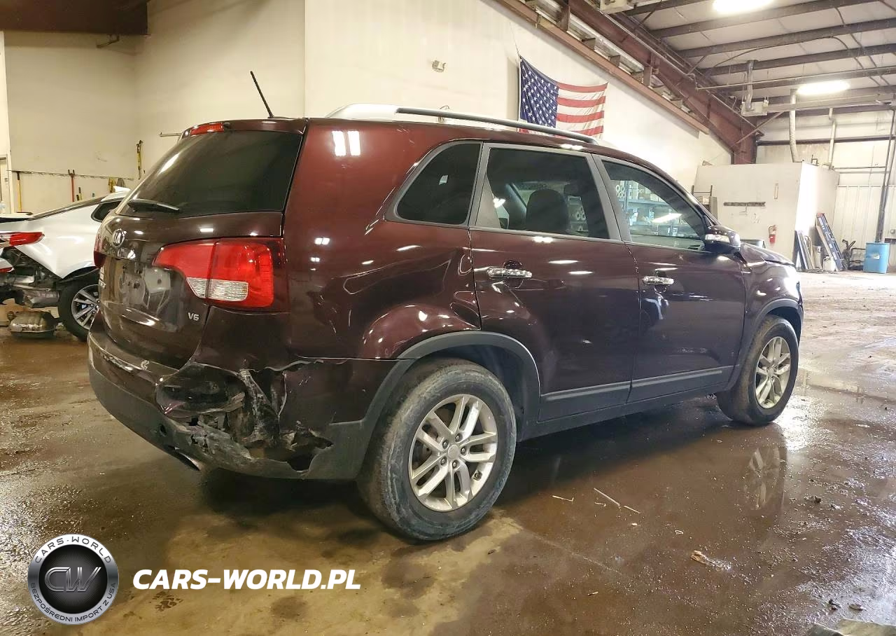 2015 Kia Sorento Lx VIN:5XYKT4A72FG643889 - 3