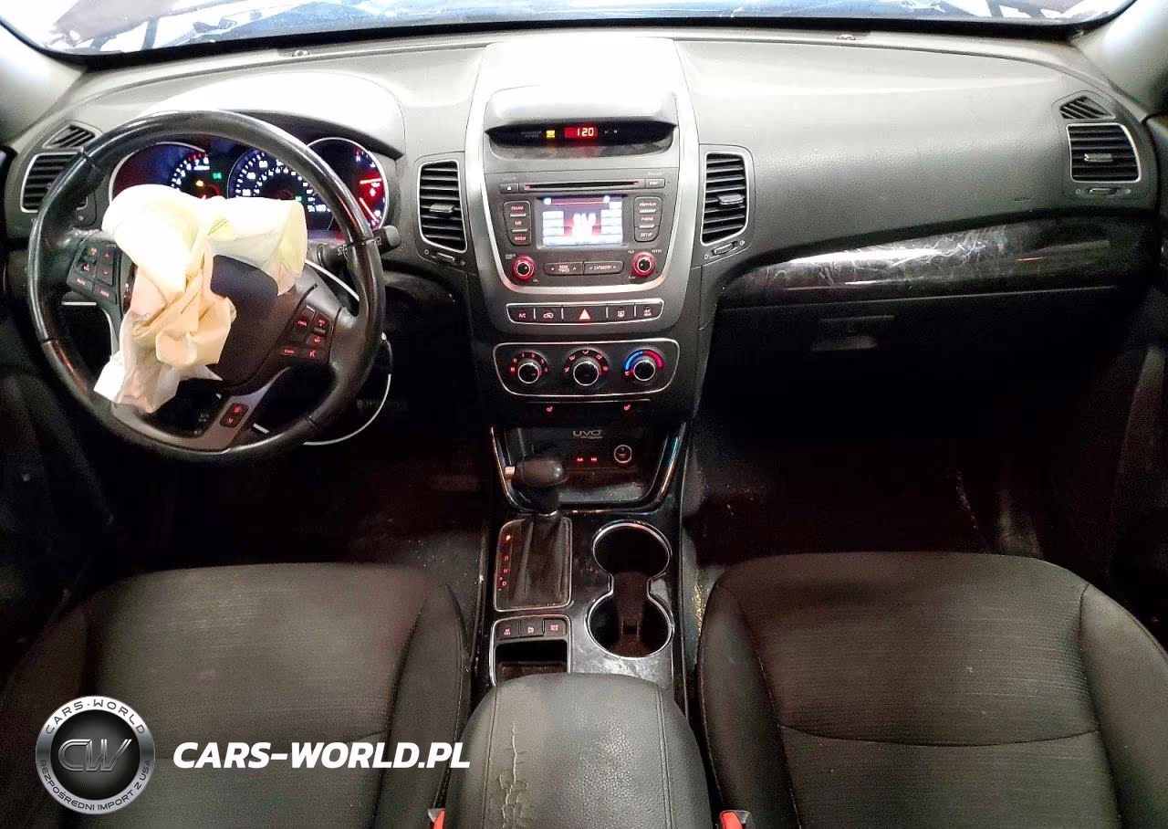 2015 Kia Sorento Lx VIN:5XYKT4A72FG643889 - 8
