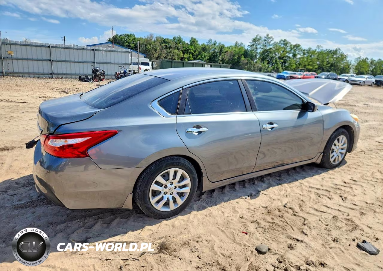 2016 Nissan Altima 2.5 S VIN:1N4AL3AP2GN338110 - 3