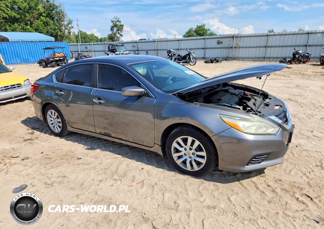 2016 Nissan Altima 2.5 S VIN:1N4AL3AP2GN338110 - 4