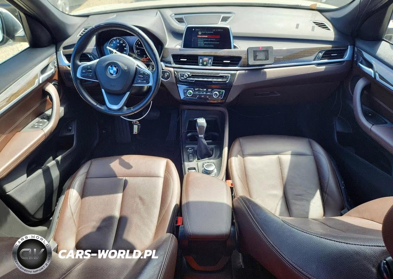 2018 BMW X1 xDrive28I VIN:WBXHT3C39J5L28204 - 8