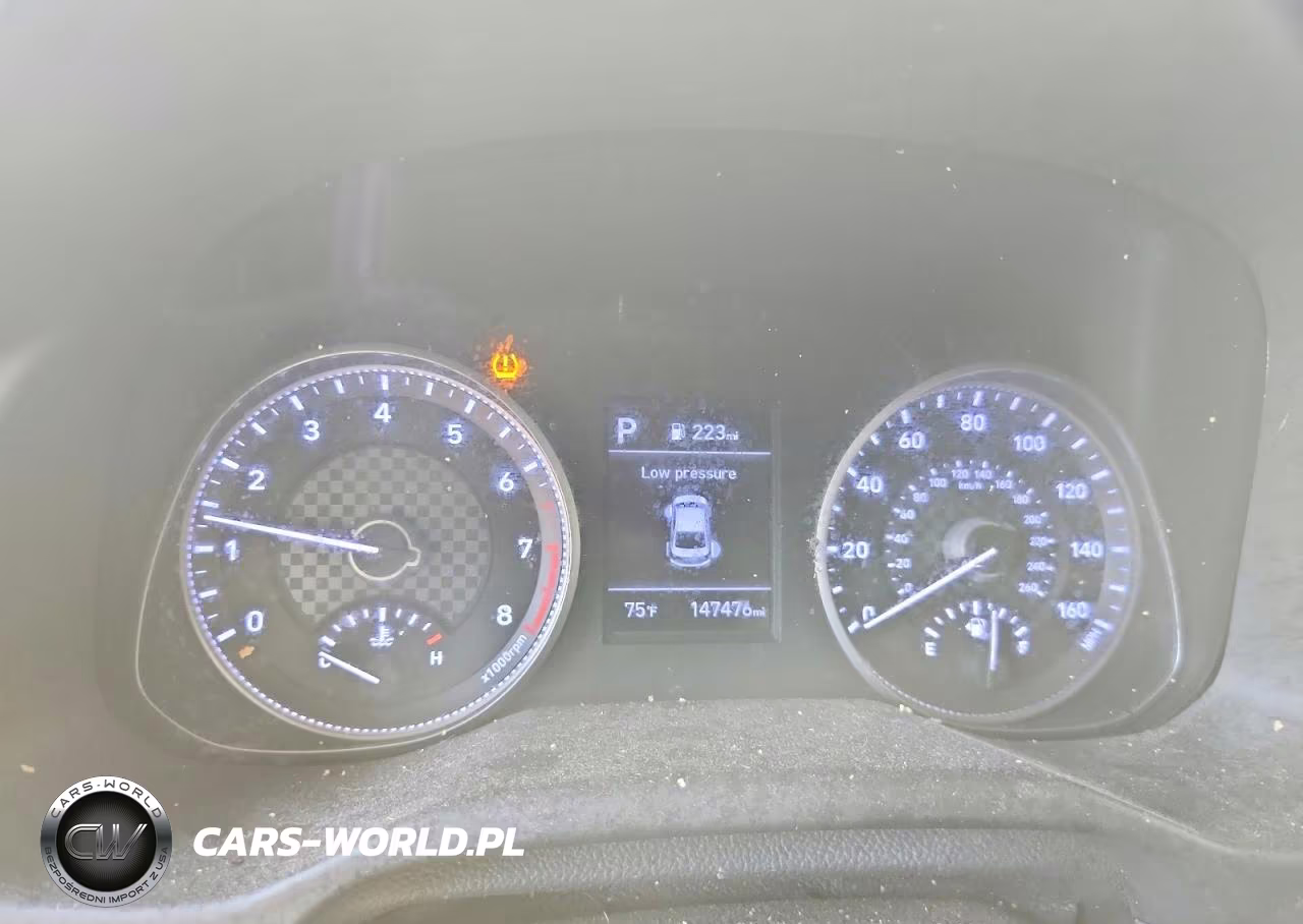 2020 Hyundai Elantra Se VIN:5NPD74LFXLH556375 - 9
