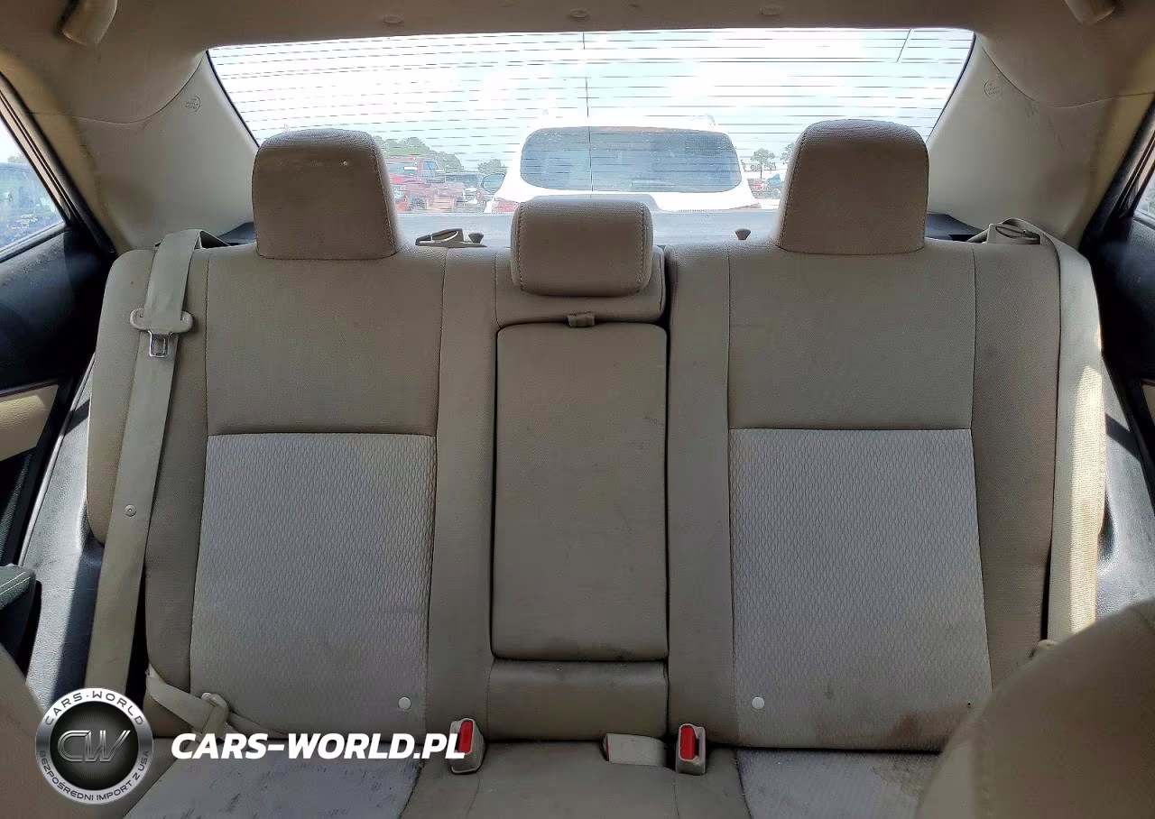 2016 Toyota Corolla Le VIN:5YFBURHE2GP547174 - 10