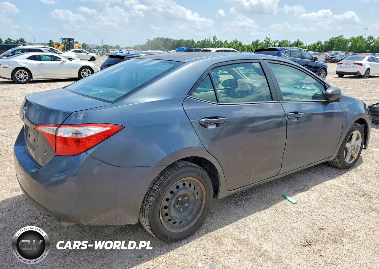 2016 Toyota Corolla Le VIN:5YFBURHE2GP547174 - 3