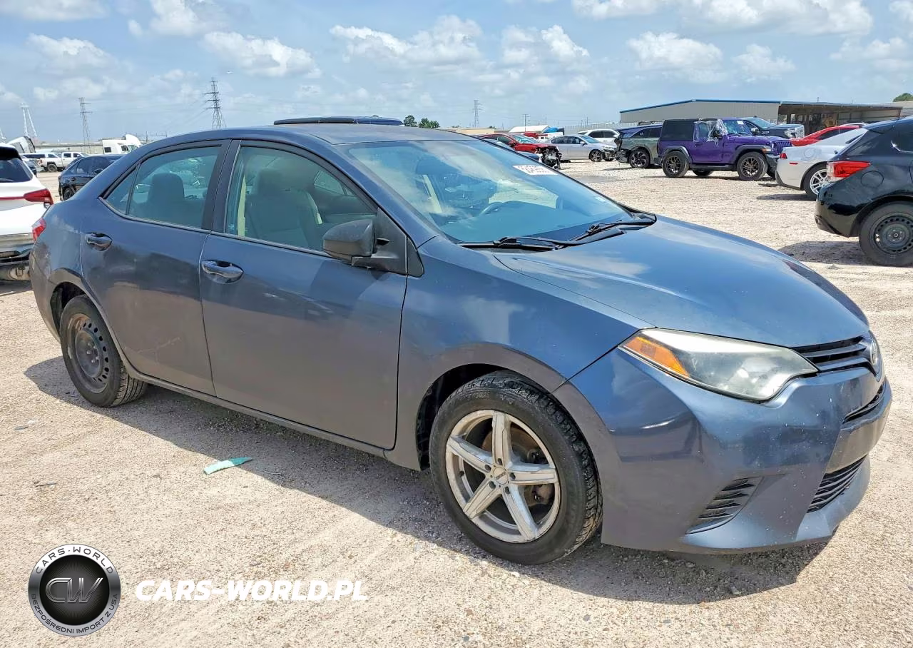 2016 Toyota Corolla Le VIN:5YFBURHE2GP547174 - 4