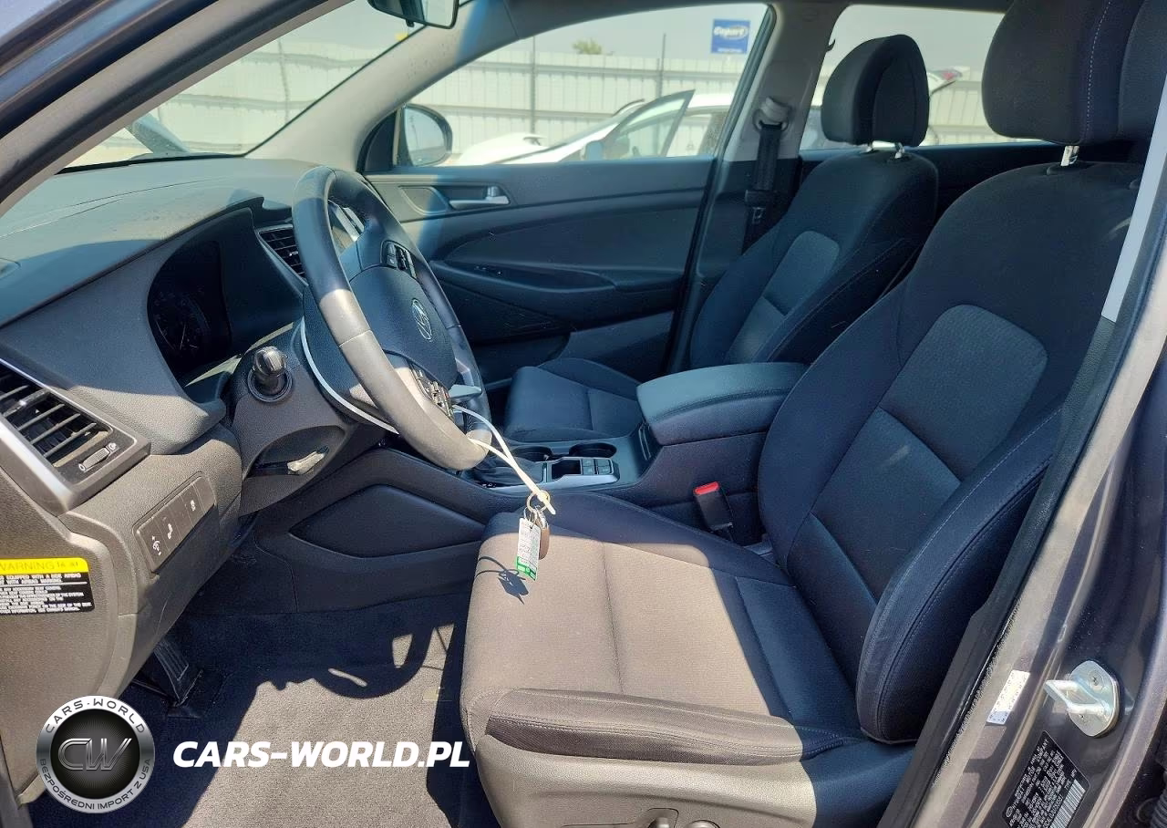 2018 Hyundai Tucson Sport VIN:KM8J3CAL0JU733581 - 7