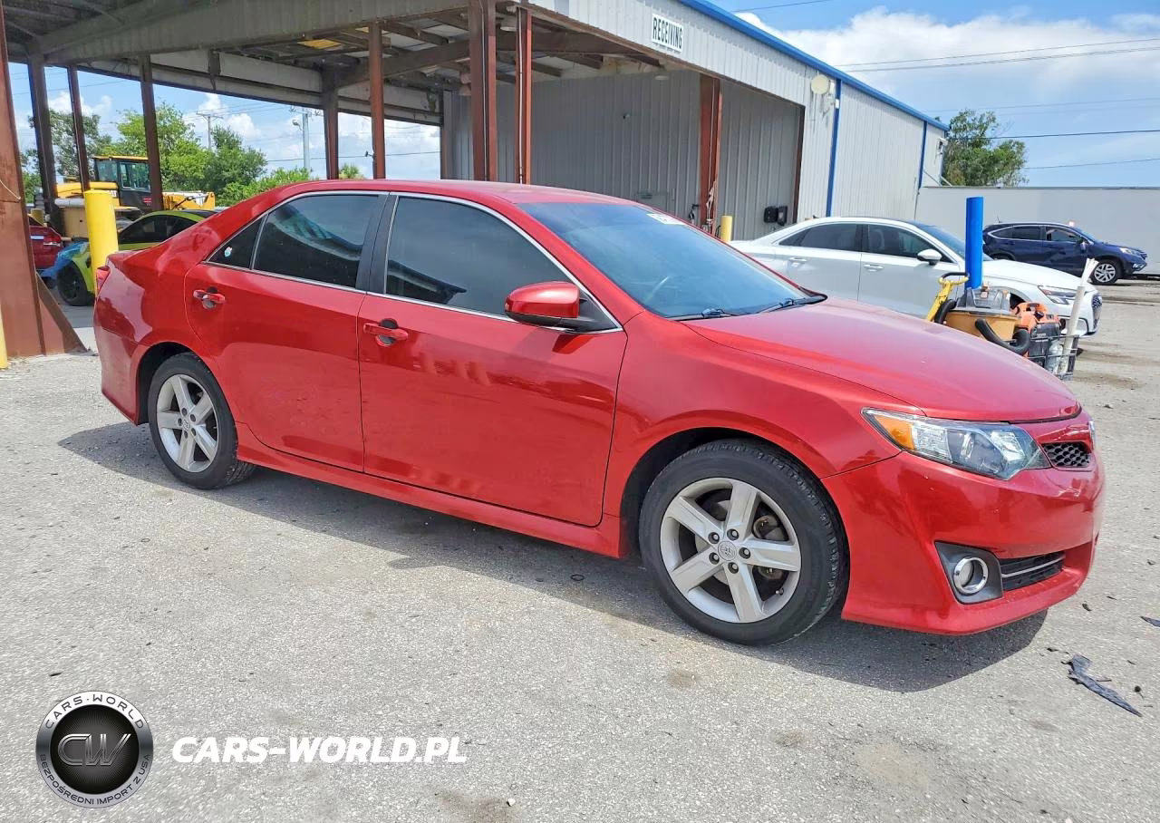 2014 Toyota Camry Se VIN:4T1BF1FK9EU764608 - 4