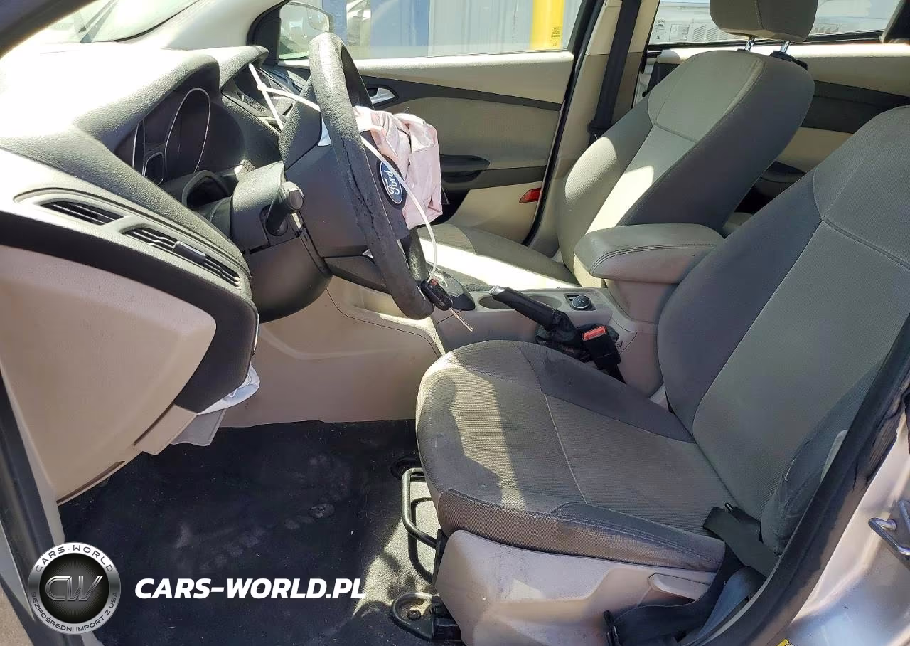 2014 Ford Focus Se VIN:1FADP3F26EL124146 - 7
