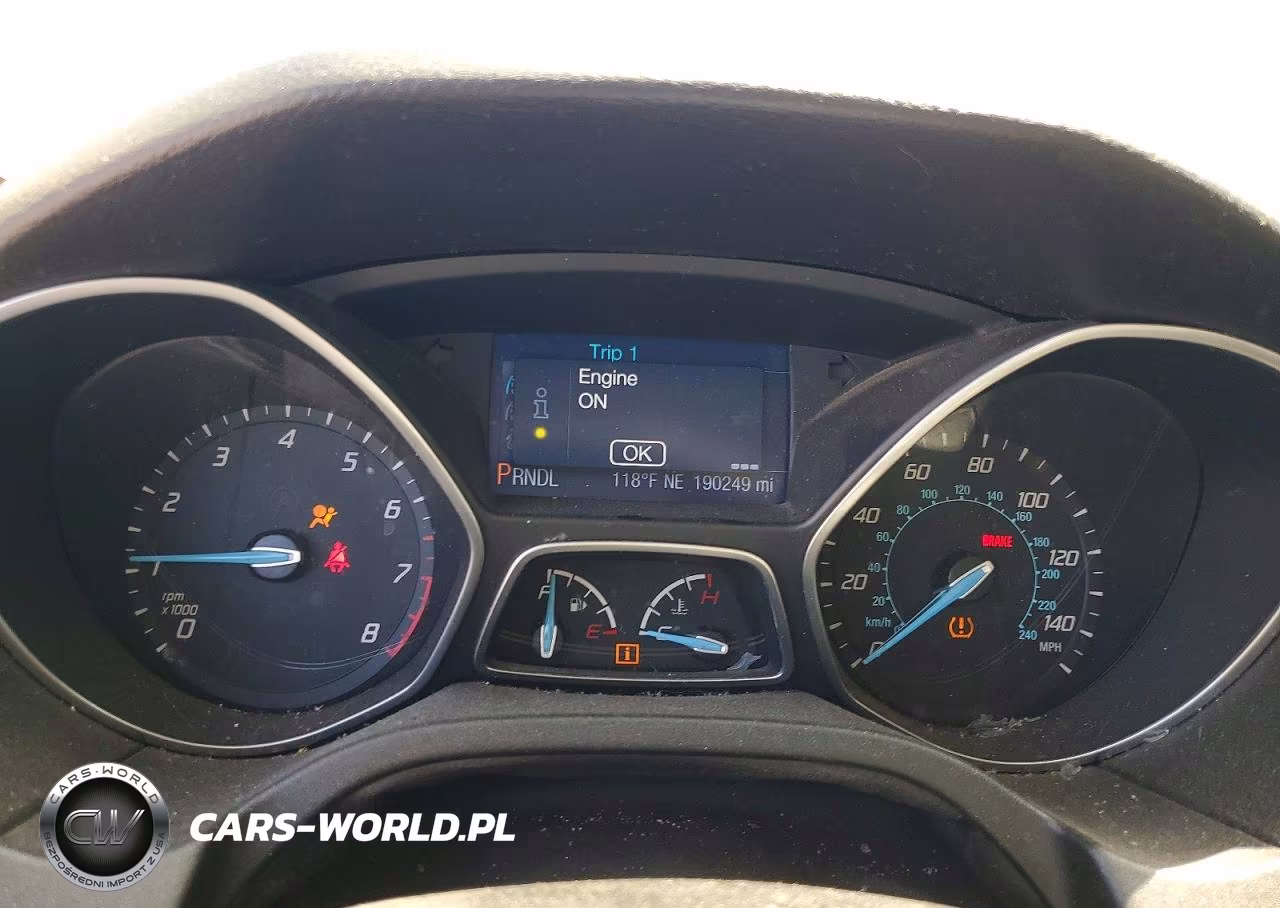 2014 Ford Focus Se VIN:1FADP3F26EL124146 - 9