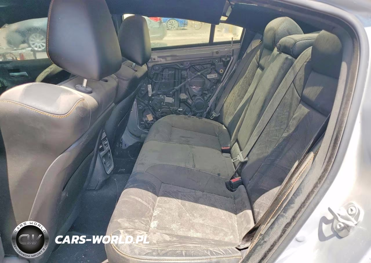 2022 Dodge Charger Scat Pack VIN:2C3CDXGJ9NH155162 - 10