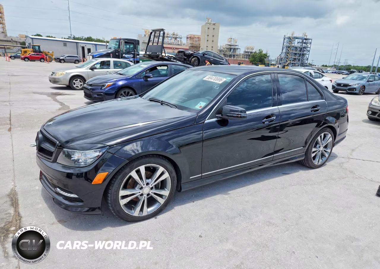 2011 Mercedes-Benz C 300