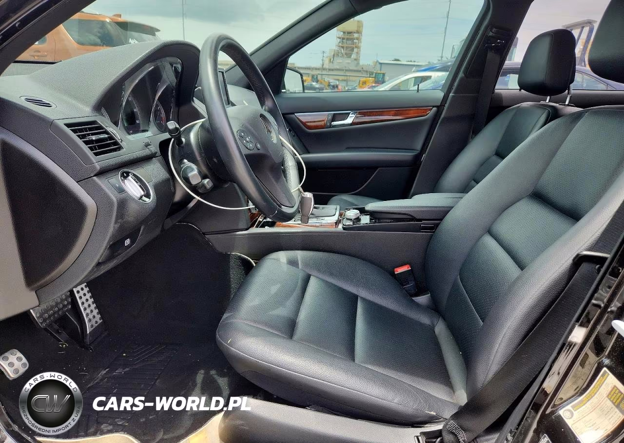 2011 Mercedes-Benz C 300 VIN:WDDGF5EB8BR185276 - 7