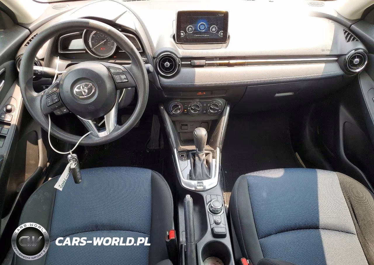 2017 Toyota Yaris Ia Base VIN:3MYDLBYV6HY172752 - 8