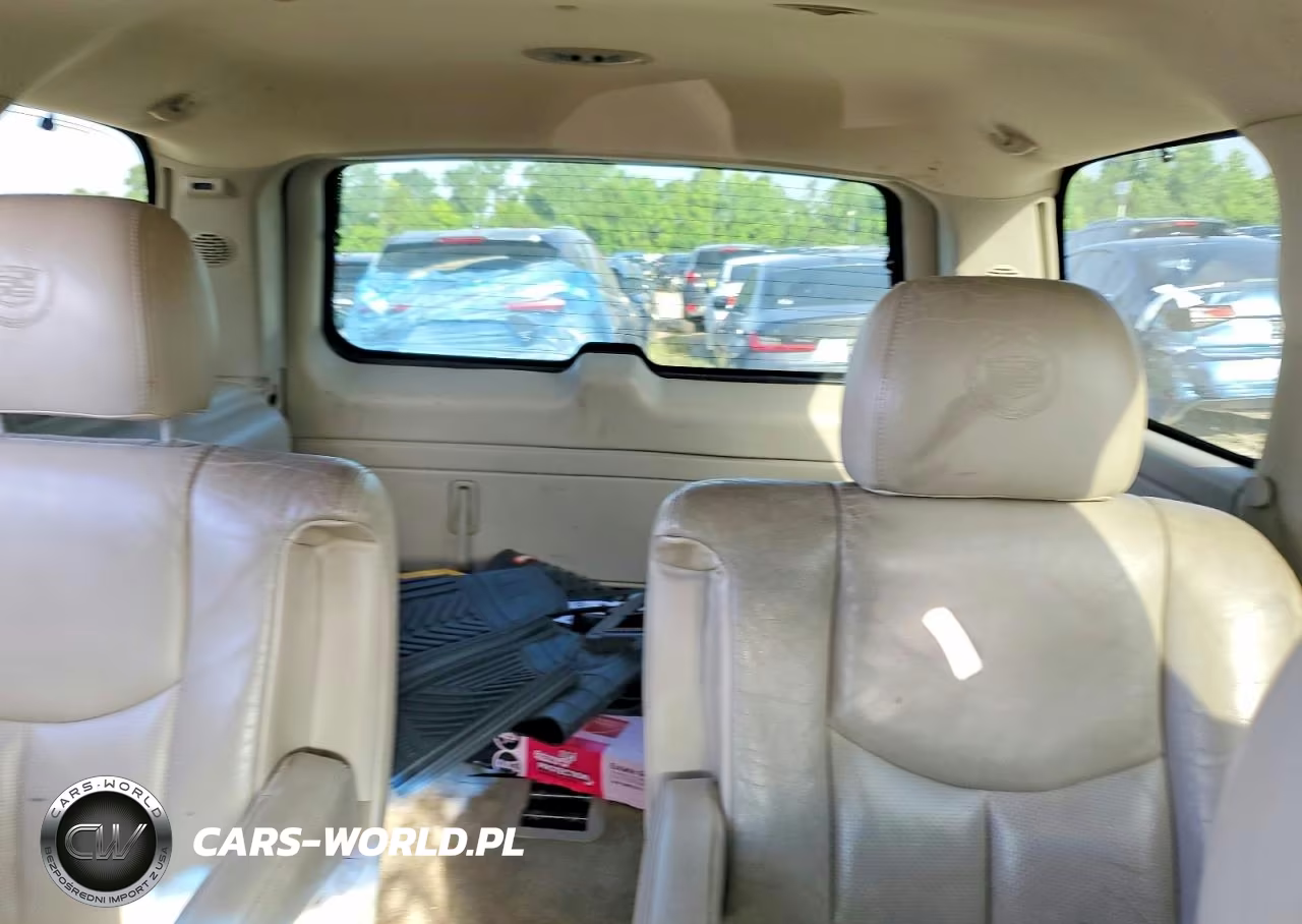 2004 Cadillac Escalade Luxury VIN:1GYEC63T04R272615 - 10