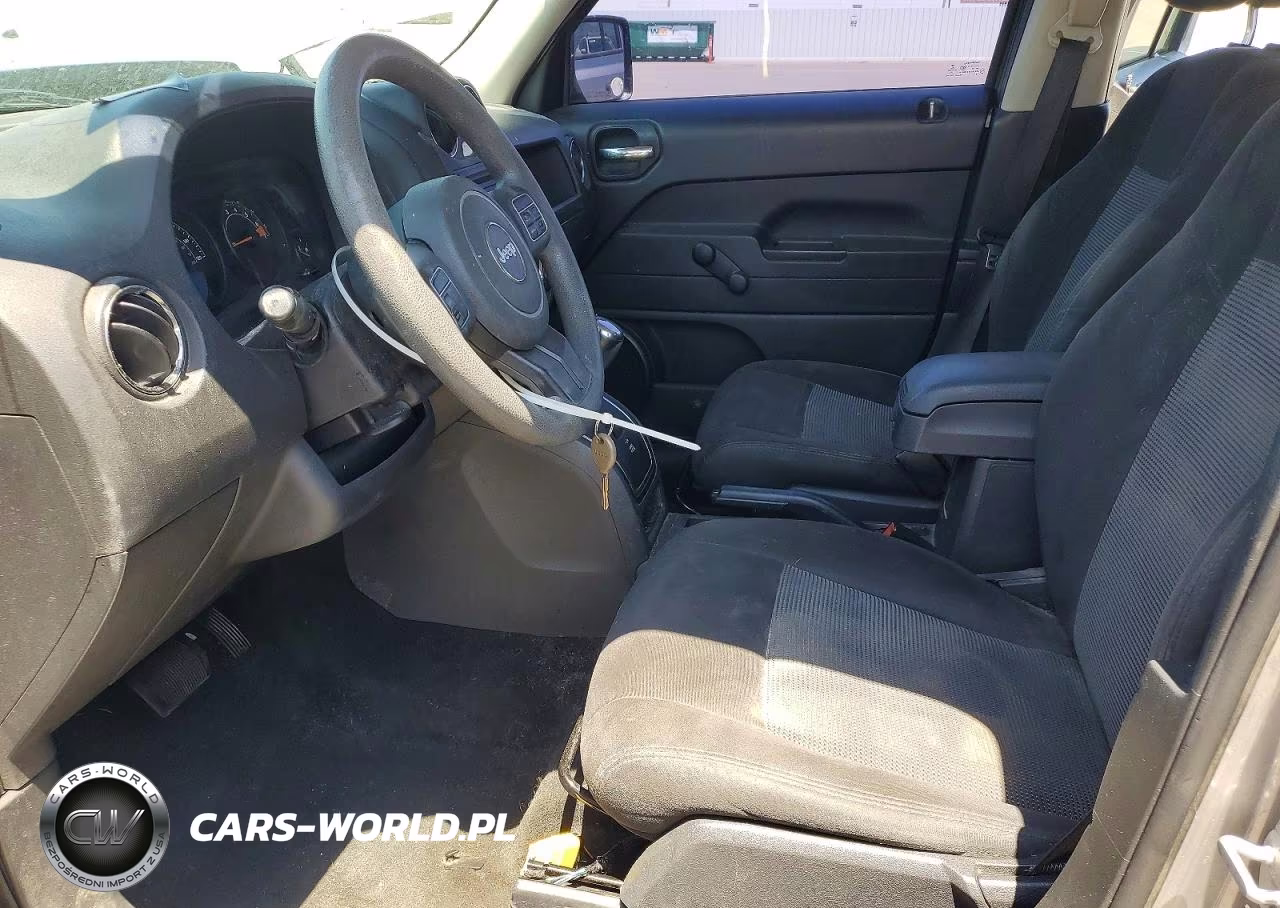 2016 Jeep Patriot Sport VIN:1C4NJPBA0GD763897 - 7