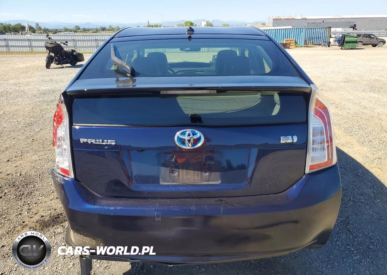 2015 Toyota Prius Four VIN:JTDKN3DU4F0425674 - 6