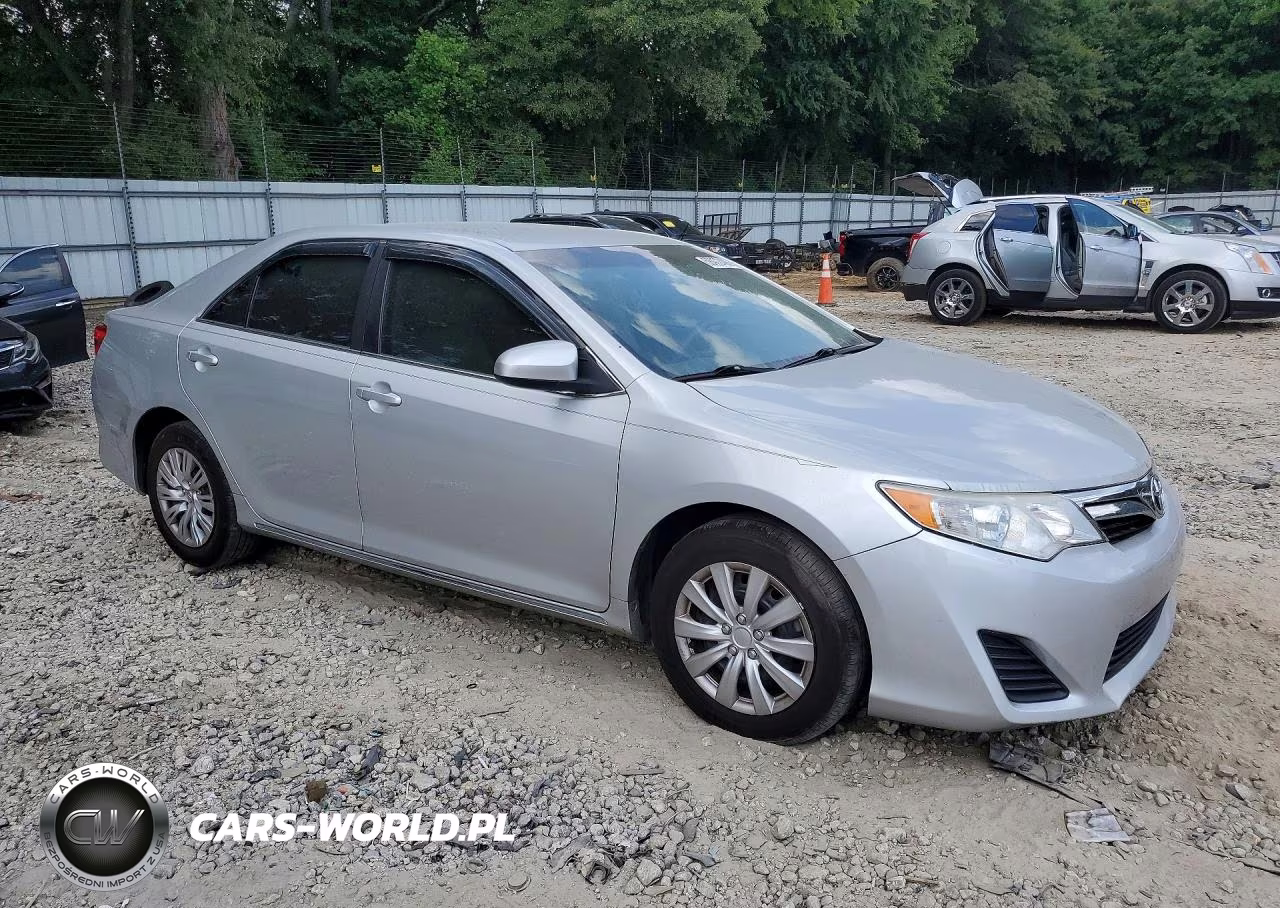 2014 Toyota Camry Le VIN:4T4BF1FK8ER356087 - 4
