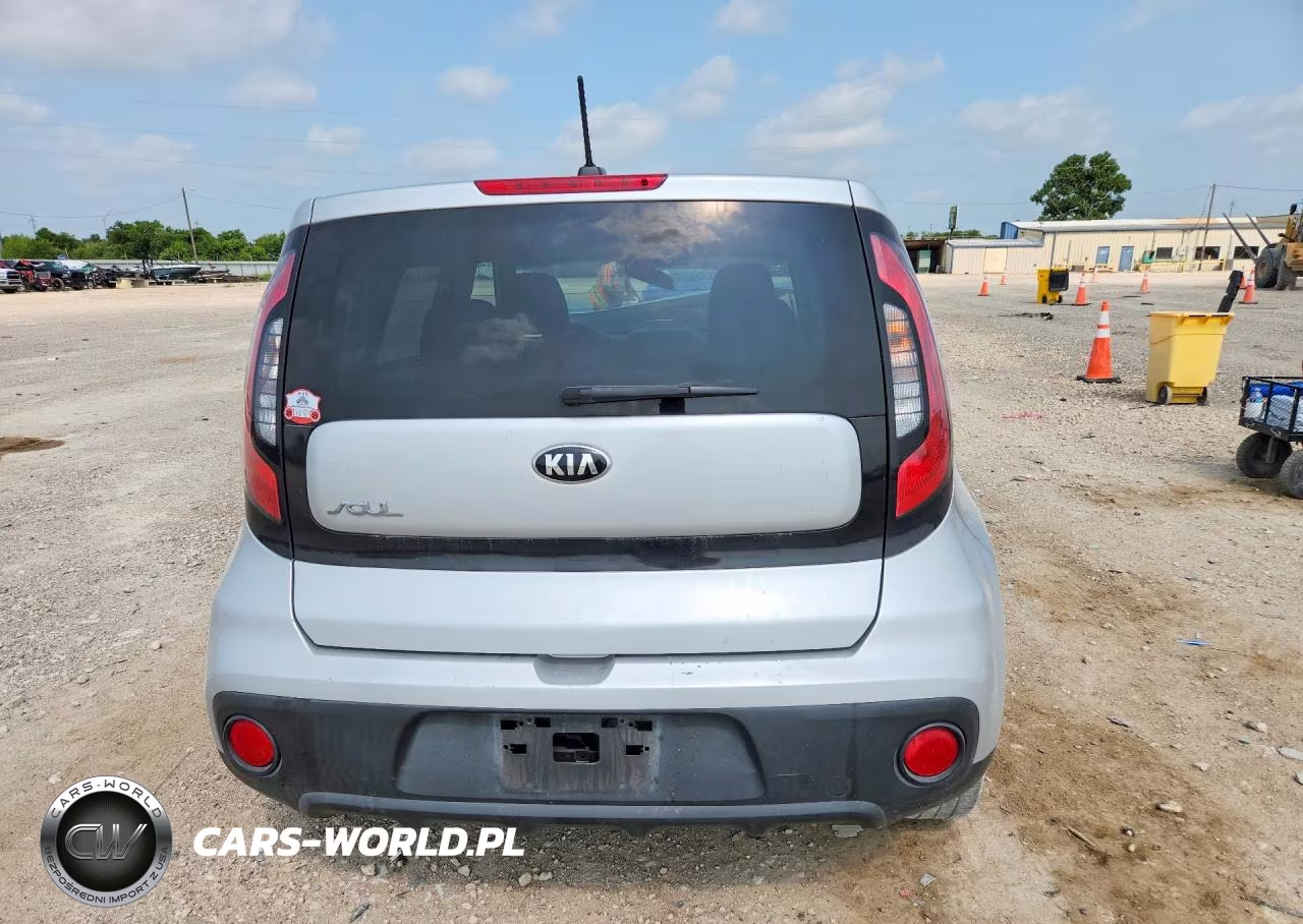 2017 Kia Soul Base VIN:KNDJN2A24H7485960 - 6