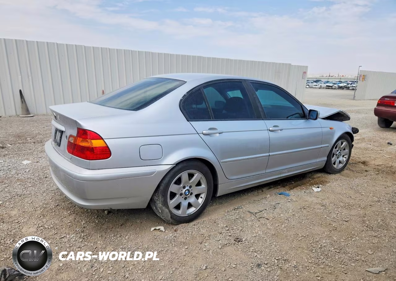 2003 BMW 325 I VIN:WBAEV334X3KL83832 - 3