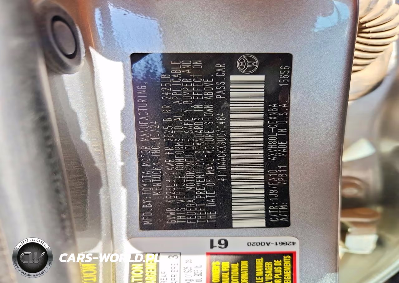 2025 Toyota Camry Le VIN:4T1DAACKXSU070484 - 12