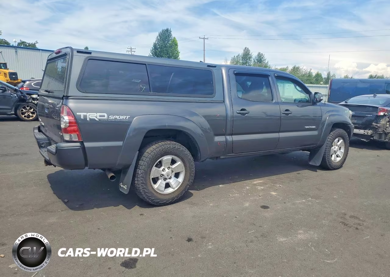 2015 Toyota Tacoma Double Cab Long Bed VIN:3TMMU4FN3FM082389 - 3