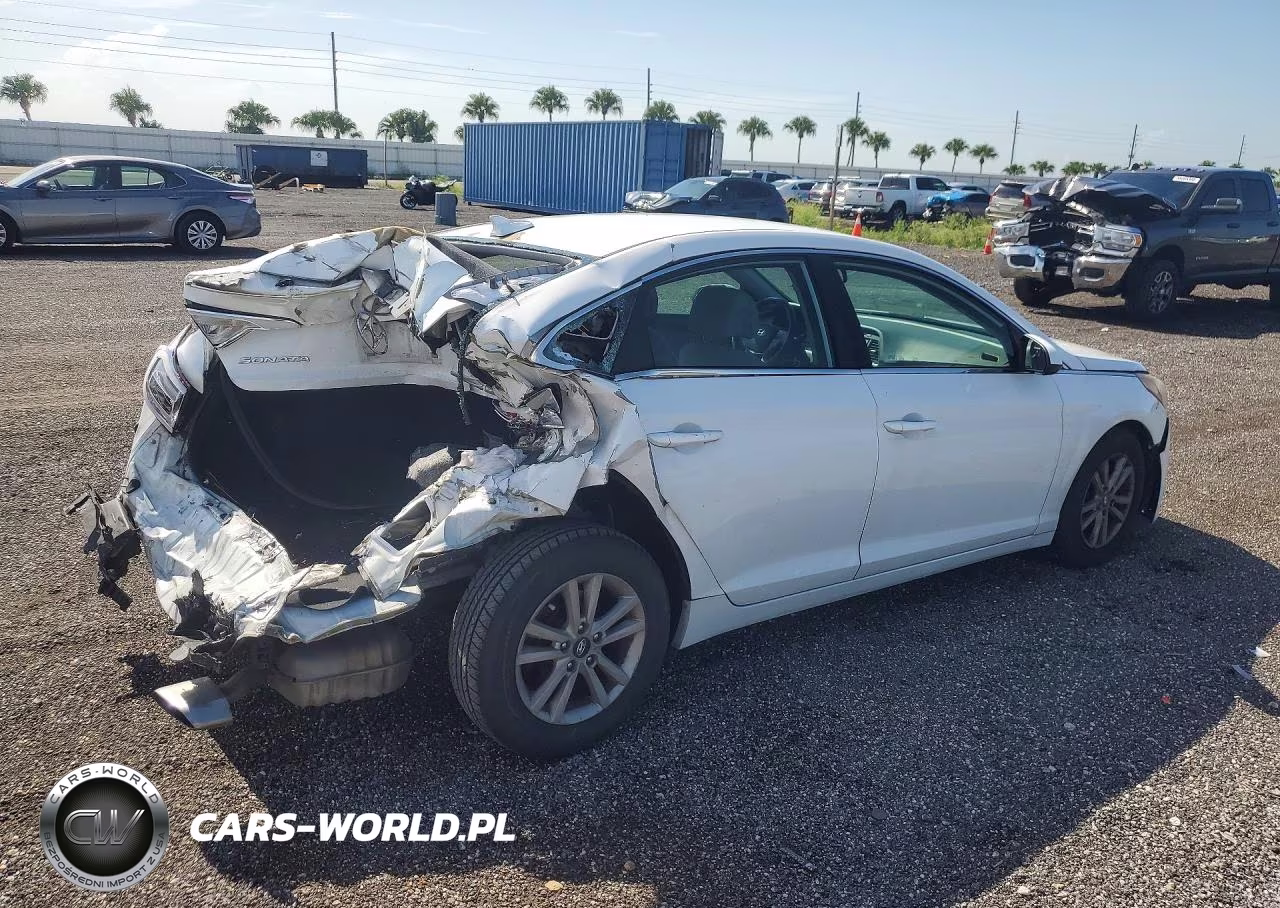 2015 Hyundai Sonata Se VIN:5NPE24AF5FH009105 - 3