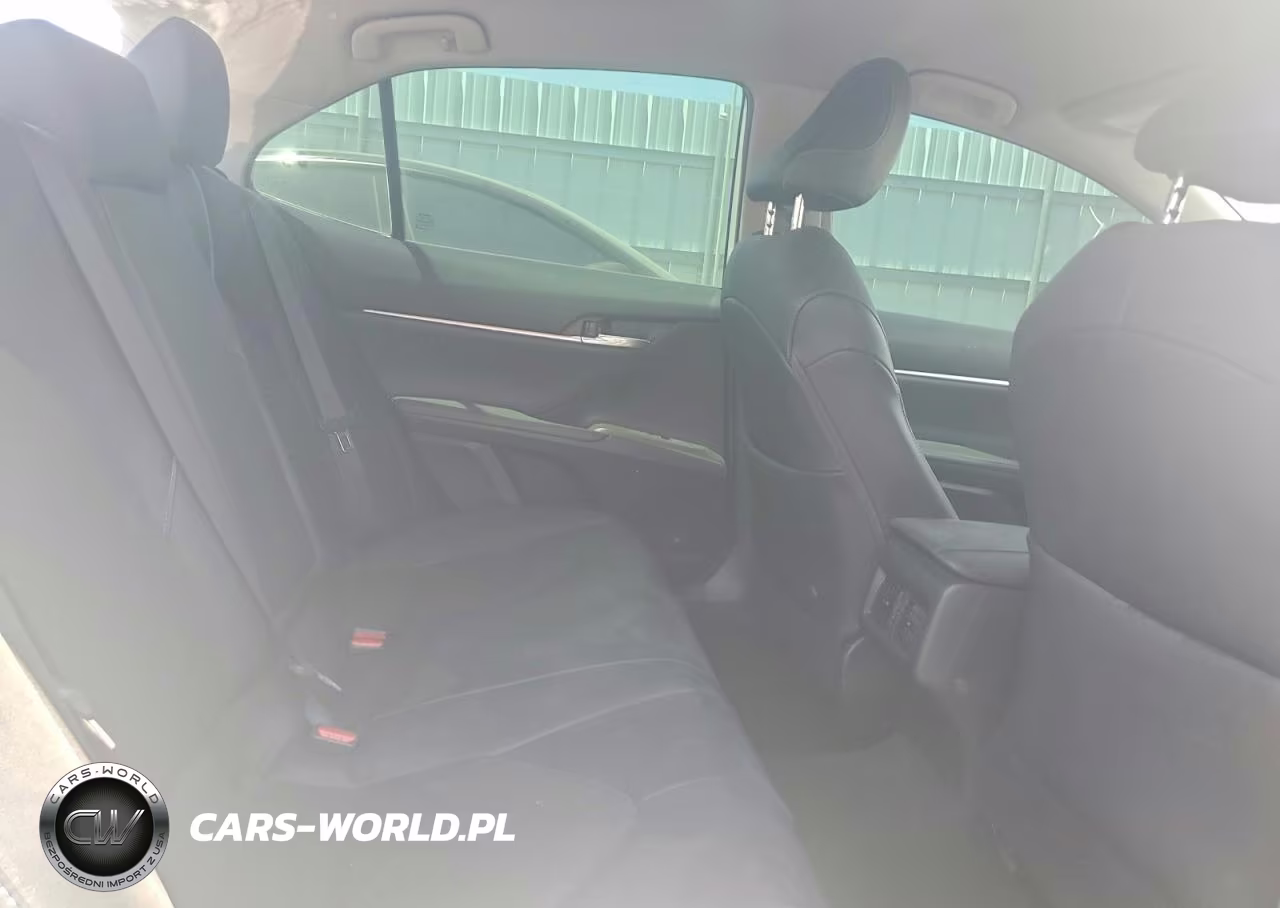 2021 Toyota Camry Xse VIN:4T1K31AK1MU024159 - 10