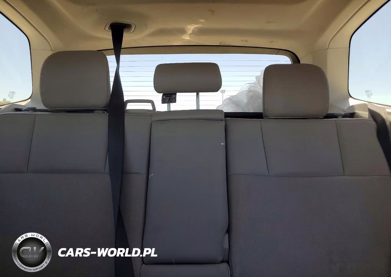 2014 Subaru Forester 2.5I Touring VIN:JF2SJAPC2EH555912 - 10