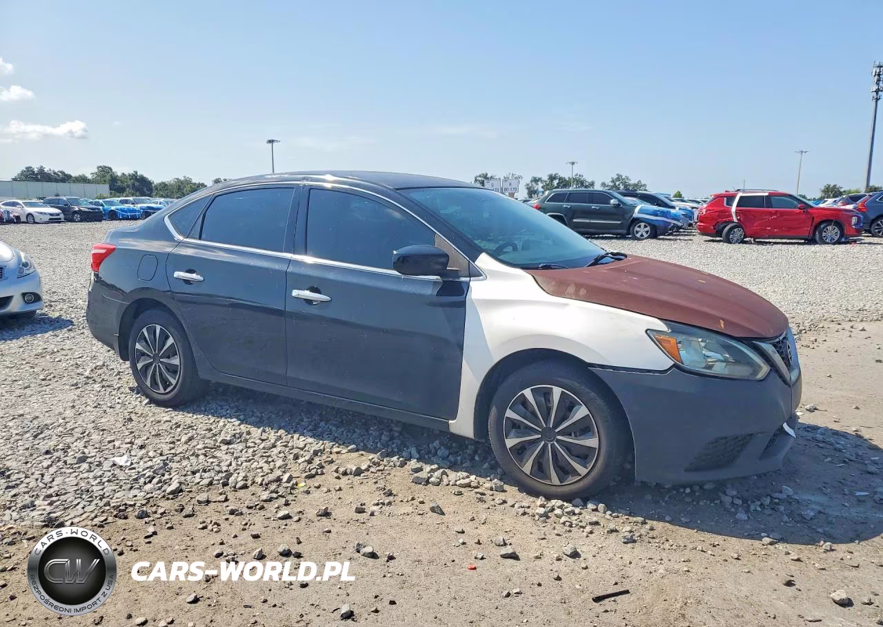 2017 Nissan Sentra S VIN:3N1AB7AP4HY376675 - 4