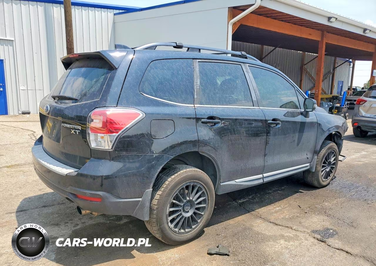 2018 Subaru Forester 2.0Xt Touring VIN:JF2SJGWC6JH593836 - 3