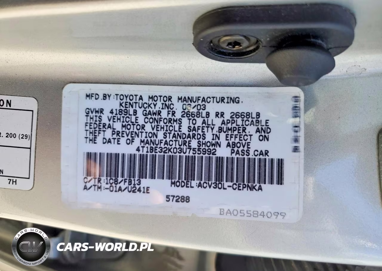 2003 Toyota Camry Le VIN:4T1BE32K03U755992 - 12