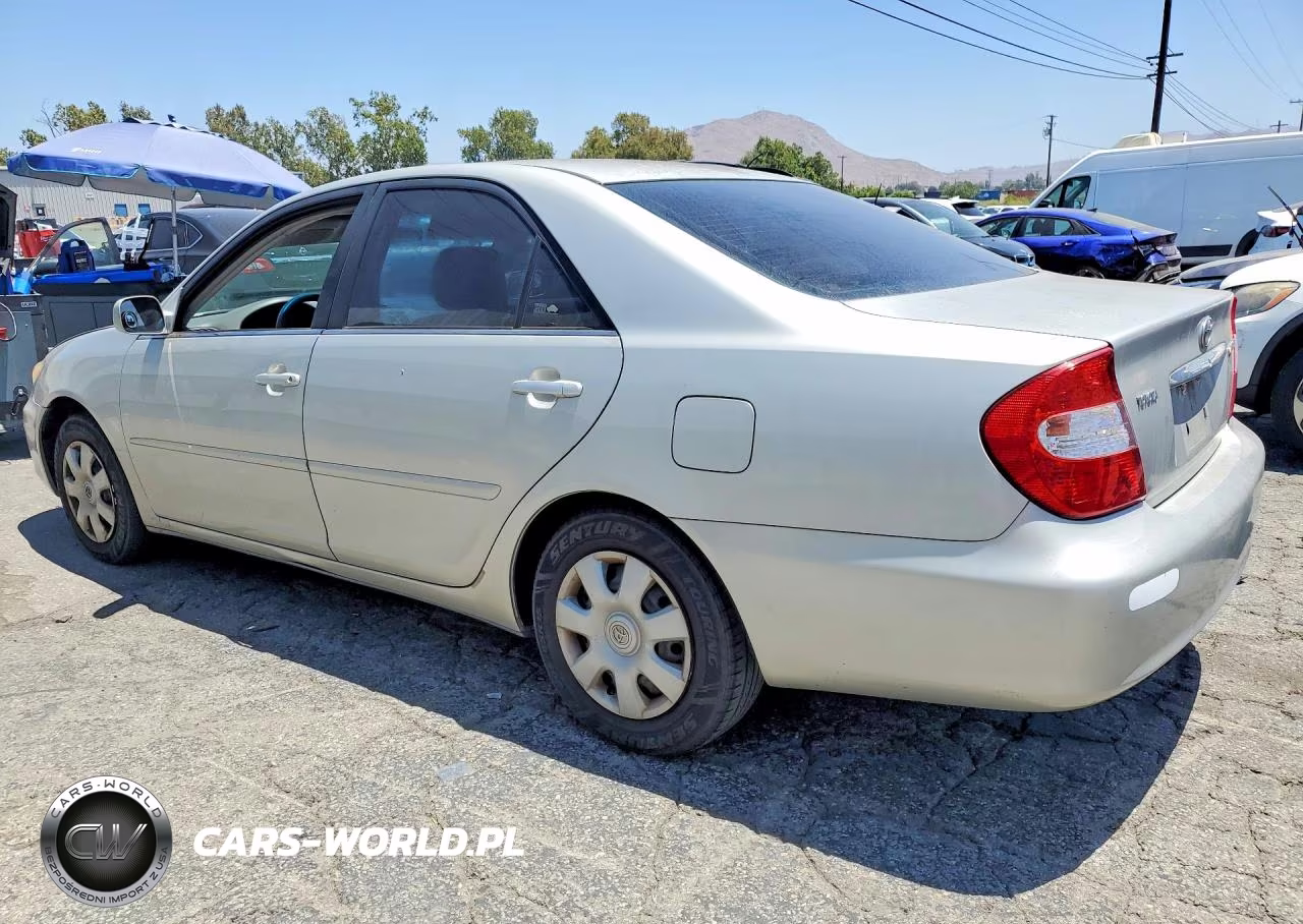 2003 Toyota Camry Le VIN:4T1BE32K03U755992 - 2