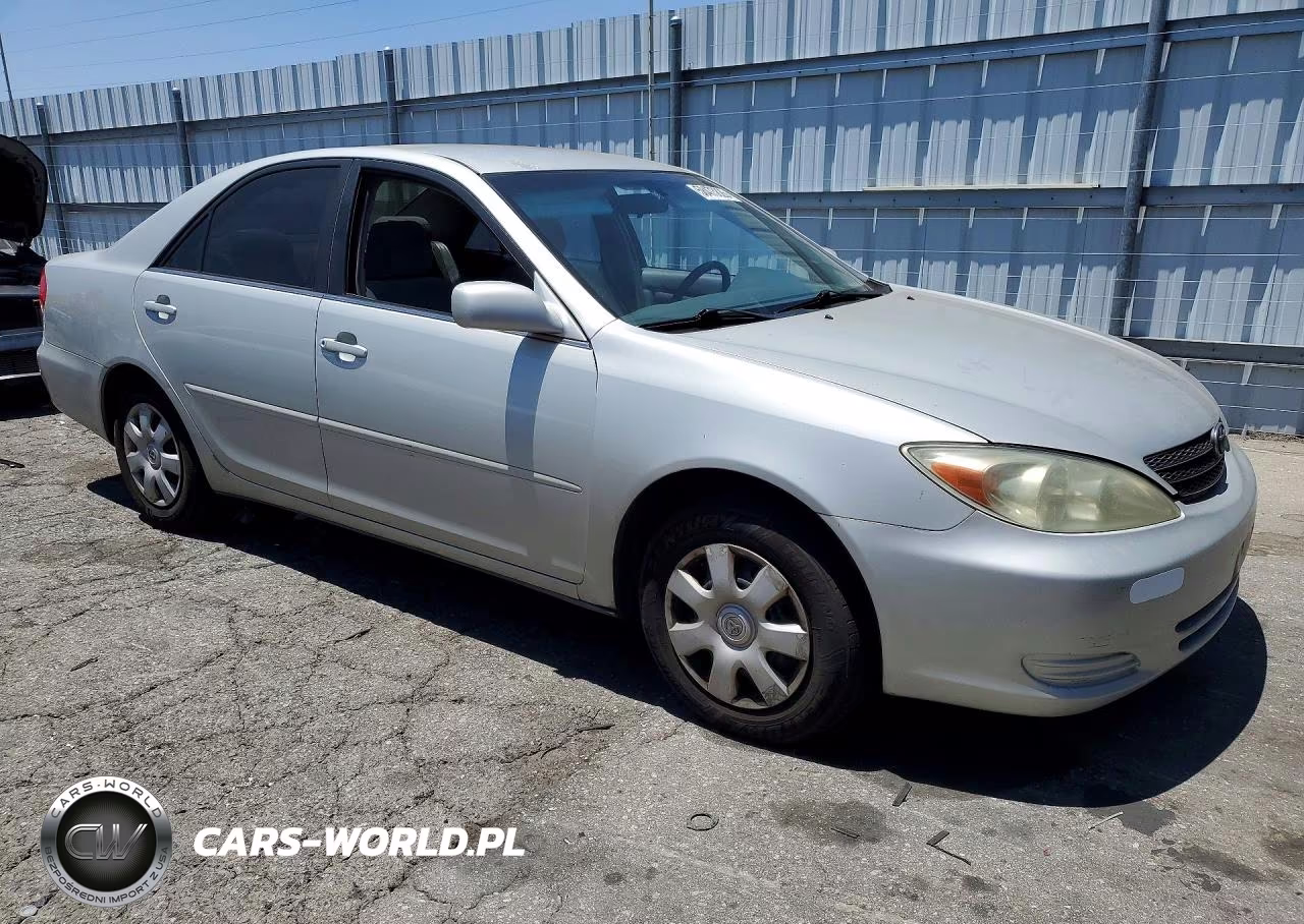 2003 Toyota Camry Le VIN:4T1BE32K03U755992 - 4