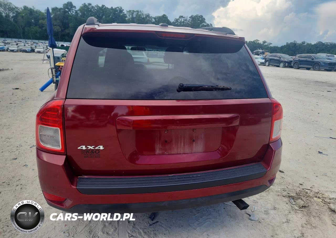 2012 Jeep Compass Latitude VIN:1C4NJDEB5CD525153 - 6