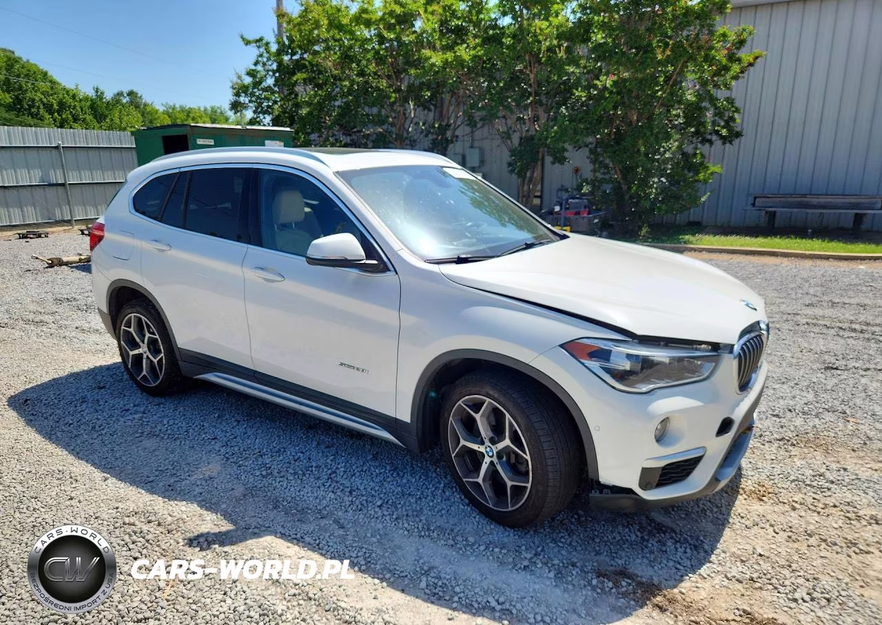 2017 BMW X1 Sdrive28I VIN:WBXHU7C30HP924546 - 4