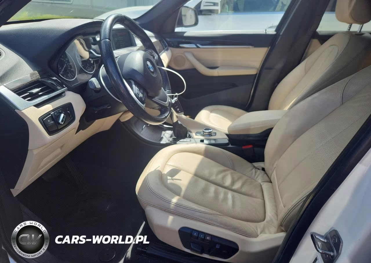 2017 BMW X1 Sdrive28I VIN:WBXHU7C30HP924546 - 7