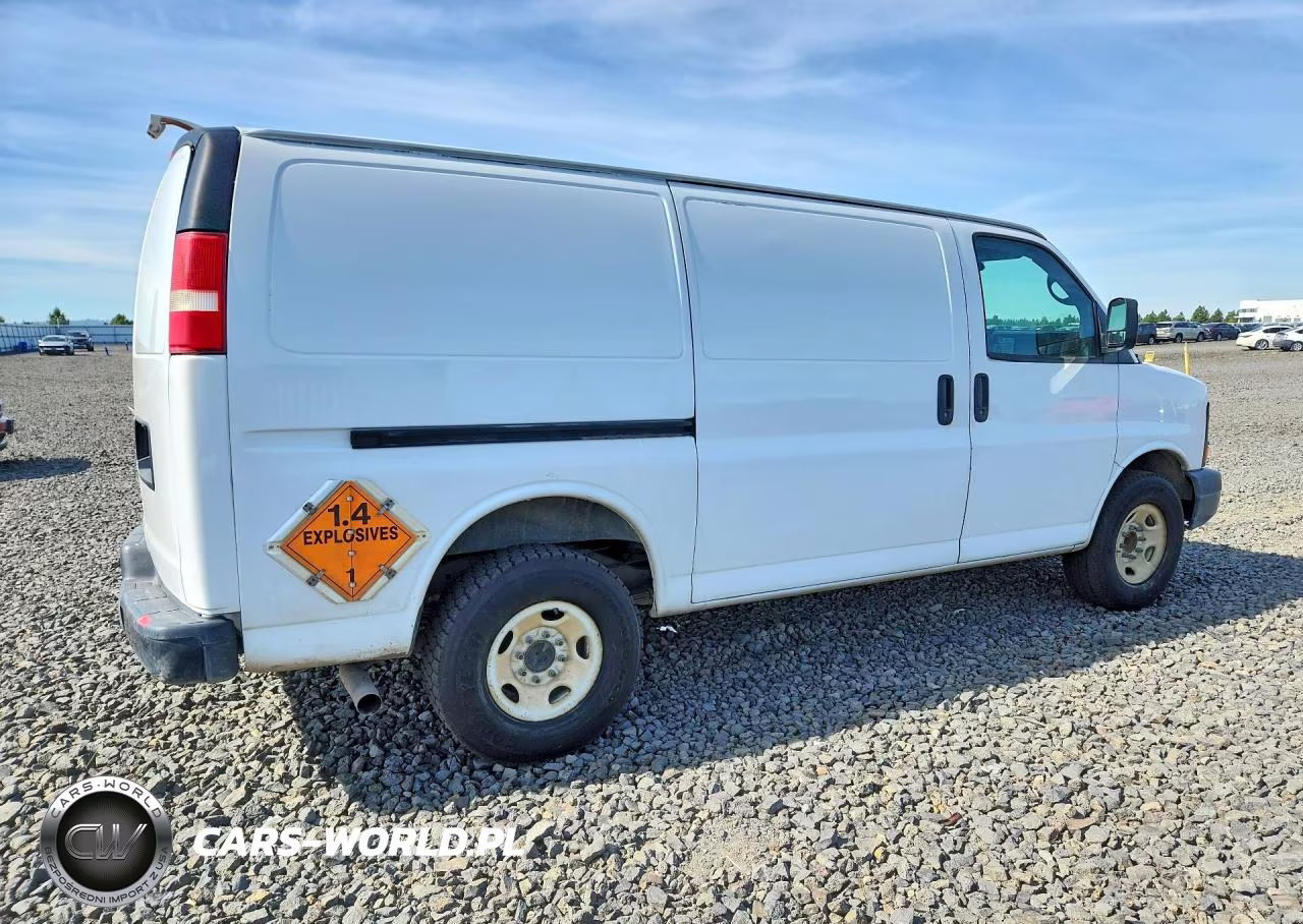 2012 GMC Savana 2500 Cargo Delivery Van VIN:1GTW7FCA5C1179969 - 3