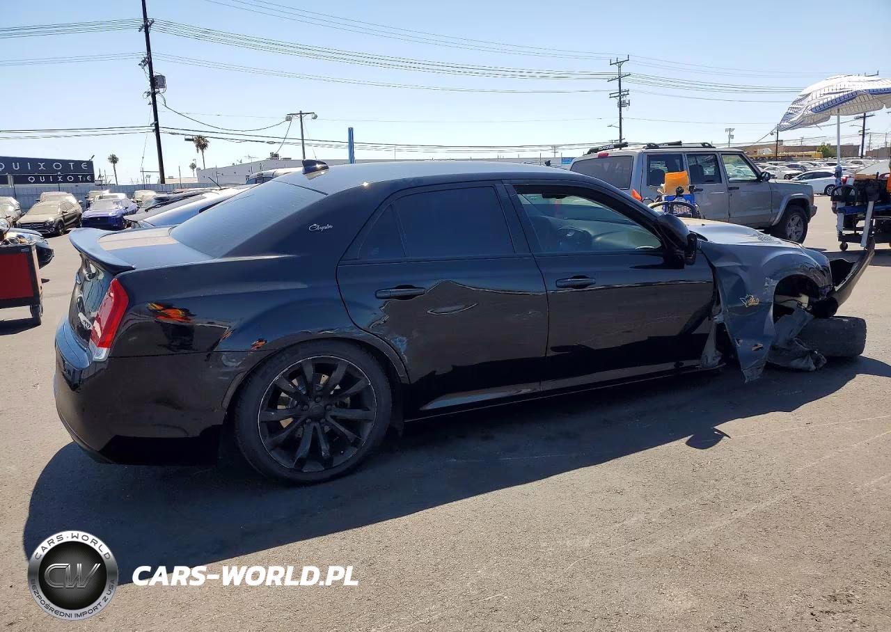 2017 Chrysler 300 Limited VIN:2C3CCAAG1HH621698 - 3