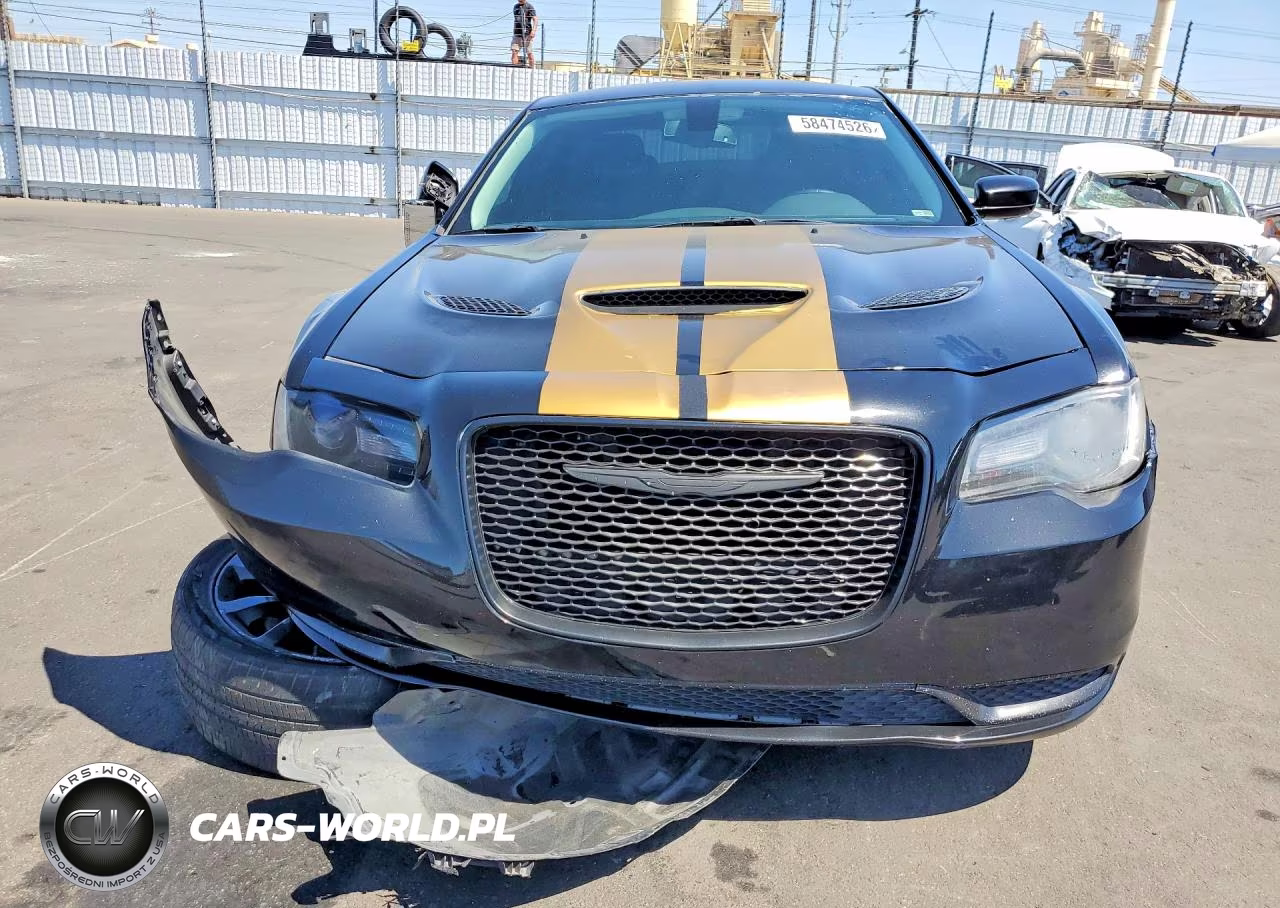 2017 Chrysler 300 Limited VIN:2C3CCAAG1HH621698 - 5