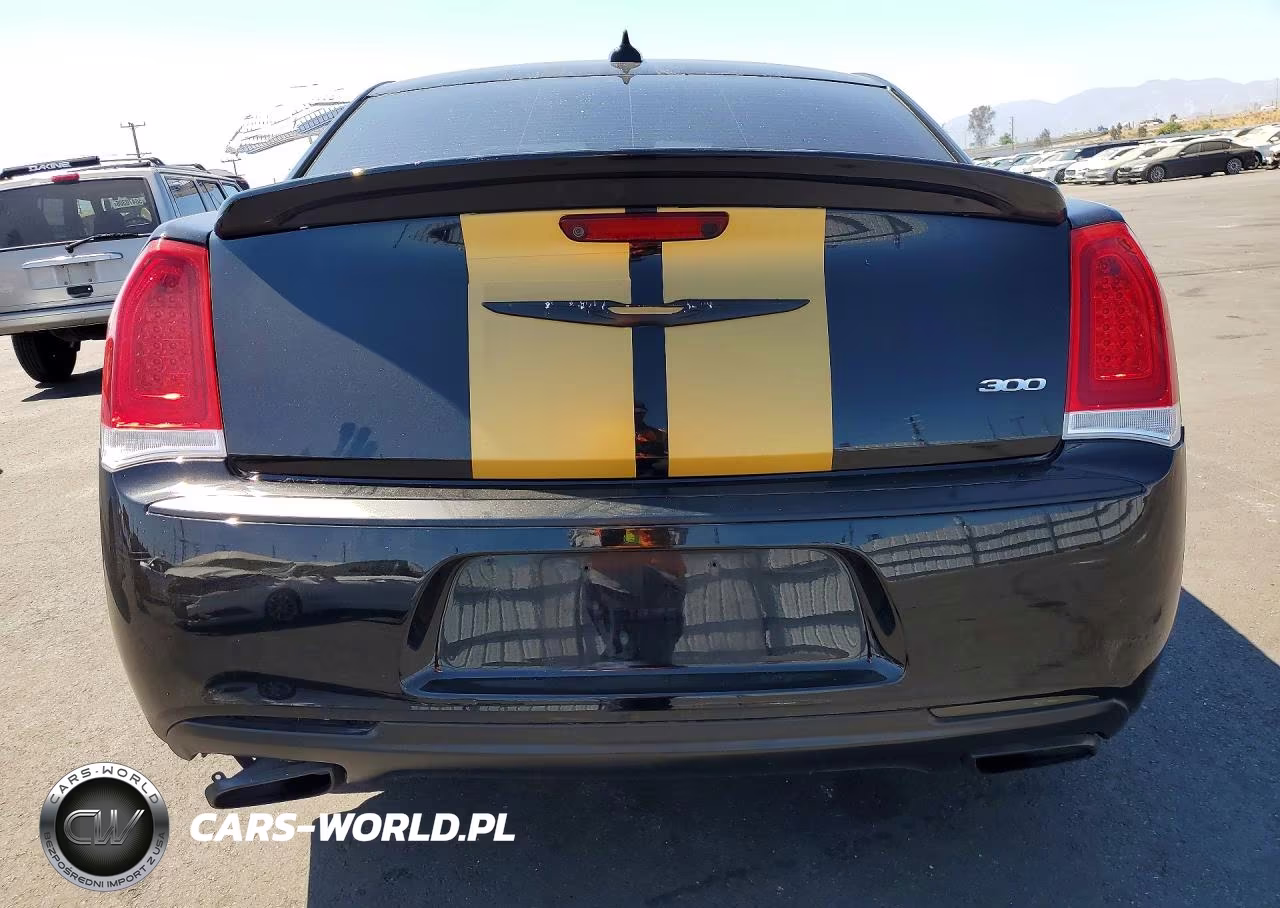 2017 Chrysler 300 Limited VIN:2C3CCAAG1HH621698 - 6