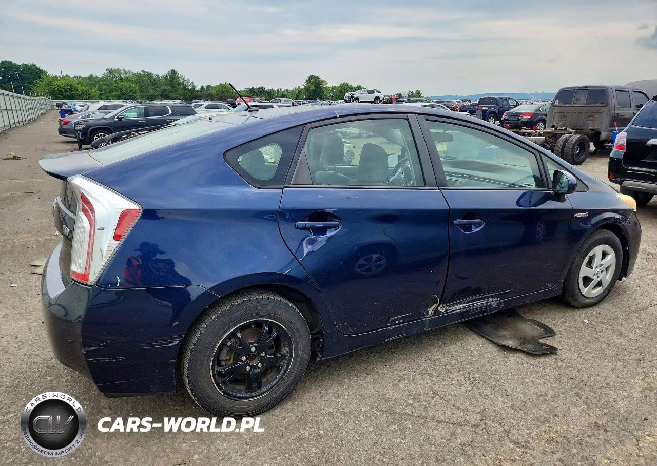 2012 Toyota Prius Two VIN:JTDKN3DU5C1486599 - 3