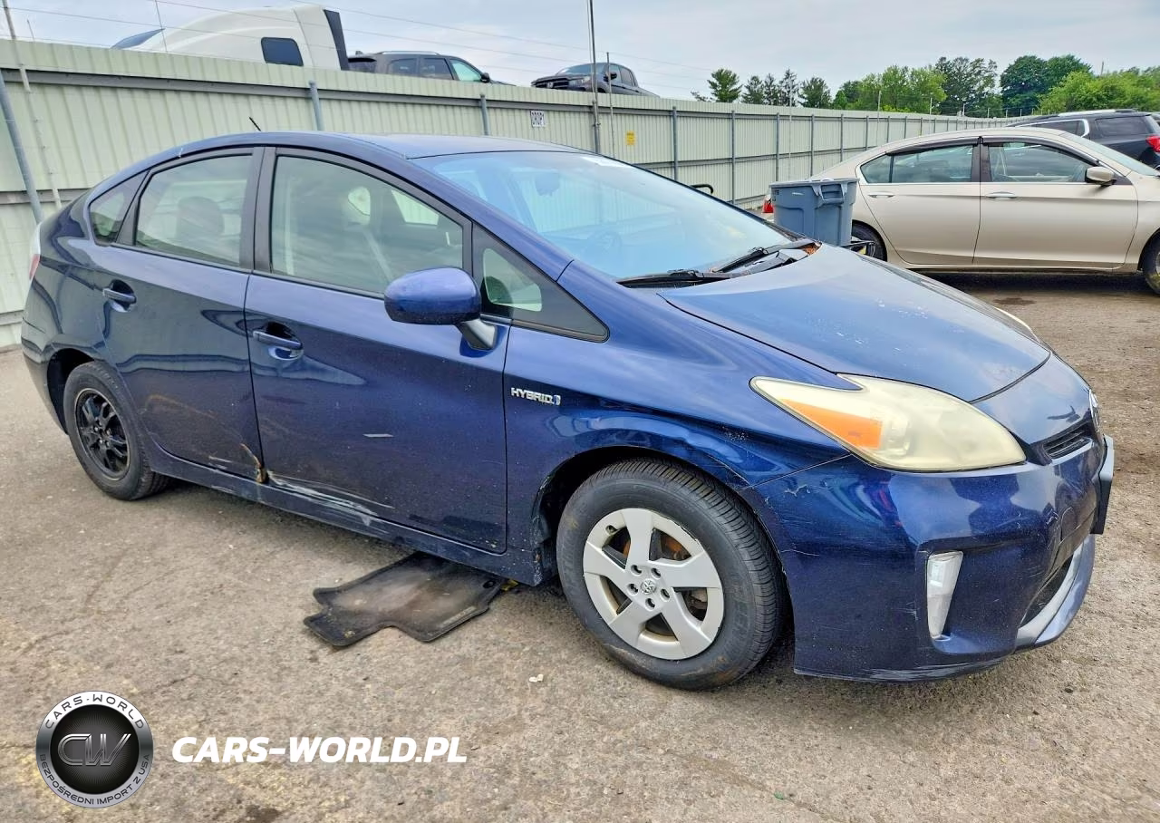 2012 Toyota Prius Two VIN:JTDKN3DU5C1486599 - 4