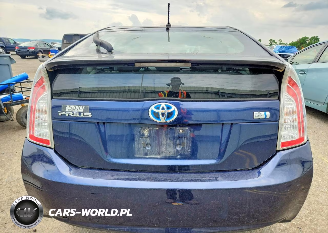 2012 Toyota Prius Two VIN:JTDKN3DU5C1486599 - 6